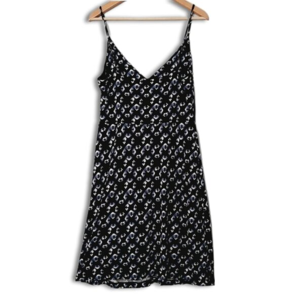 H&M New Tie-Dye Floral Print Summer Dress Blue & White Tank Top Straps Sz L - Picture 10 of 16